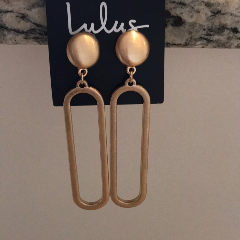 Lulu’s gold dangle earrings